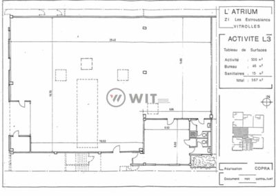 WIT Immobilier vous propose à la location dans la zone d’activité des Estroublans à Vitrolles un local d’activité.
Emplacement stratégique à proximité immédiate de l’A7, D9, D20, D113, aéroport de Marseille-Provence.

Local d’activité de 567m². HSP 6,5